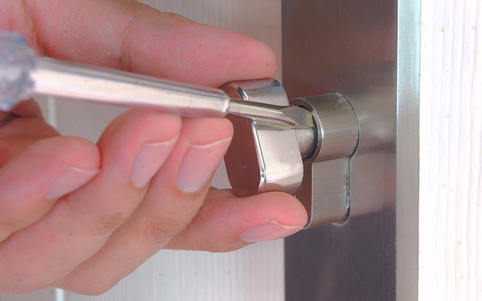 serrurier maison diffusion aluminium Villejuif